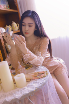 五个黑人玩一个女5P视频